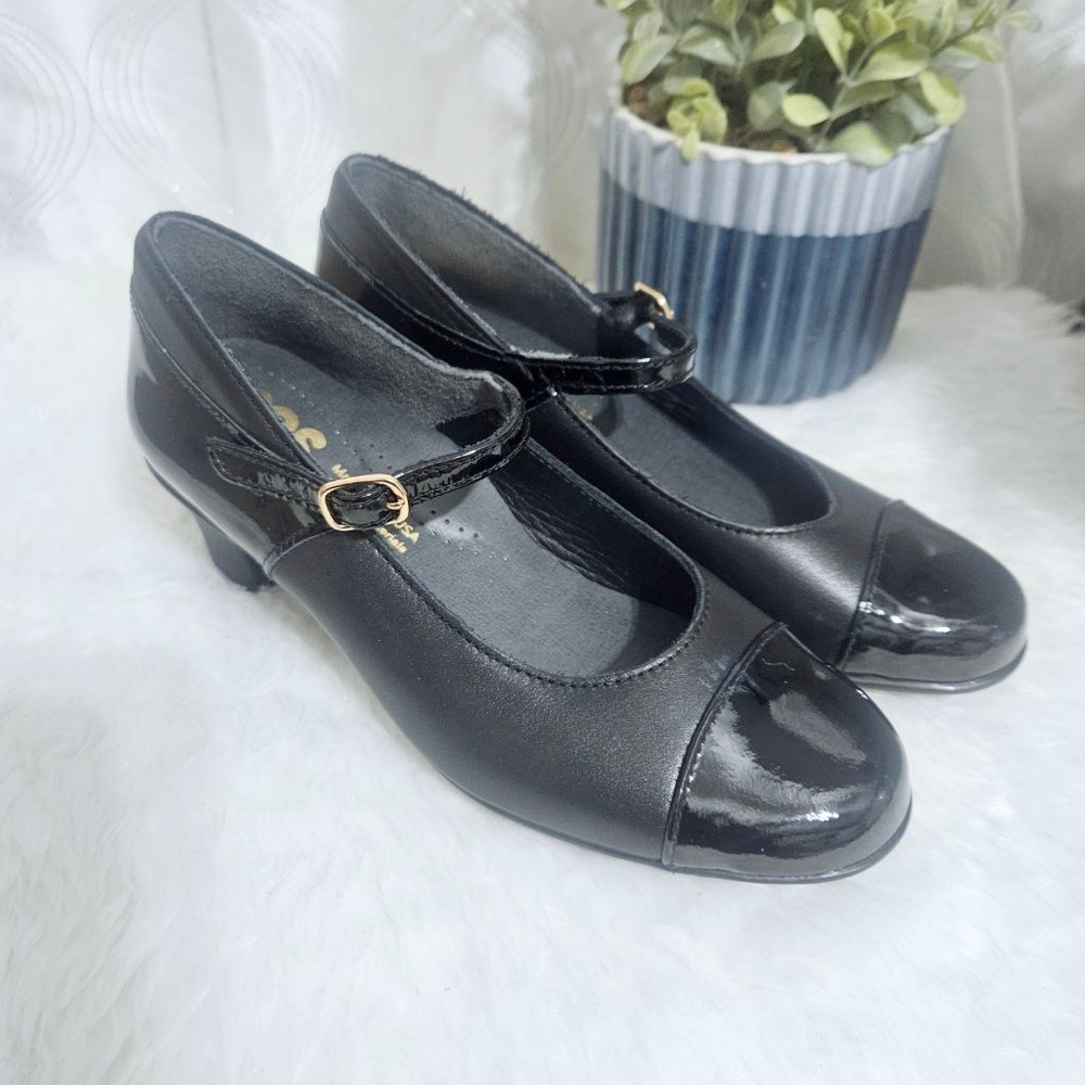 NWOT SAS Women's Isabel Mary Jane Black Heel Shoes 5M